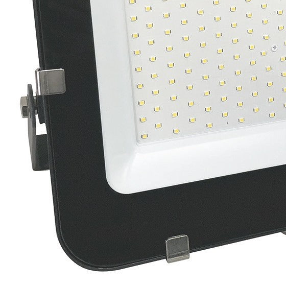 Projetor LED SMD 30W Preto 3000K 100lm/W