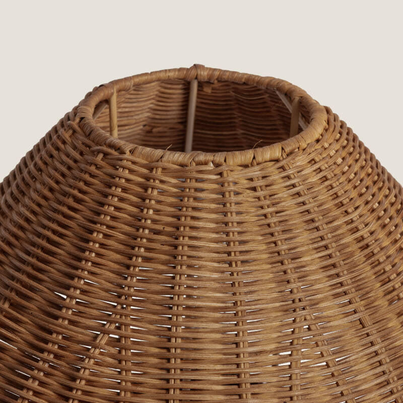 Candeeiro de Mesa em Ratán Nara