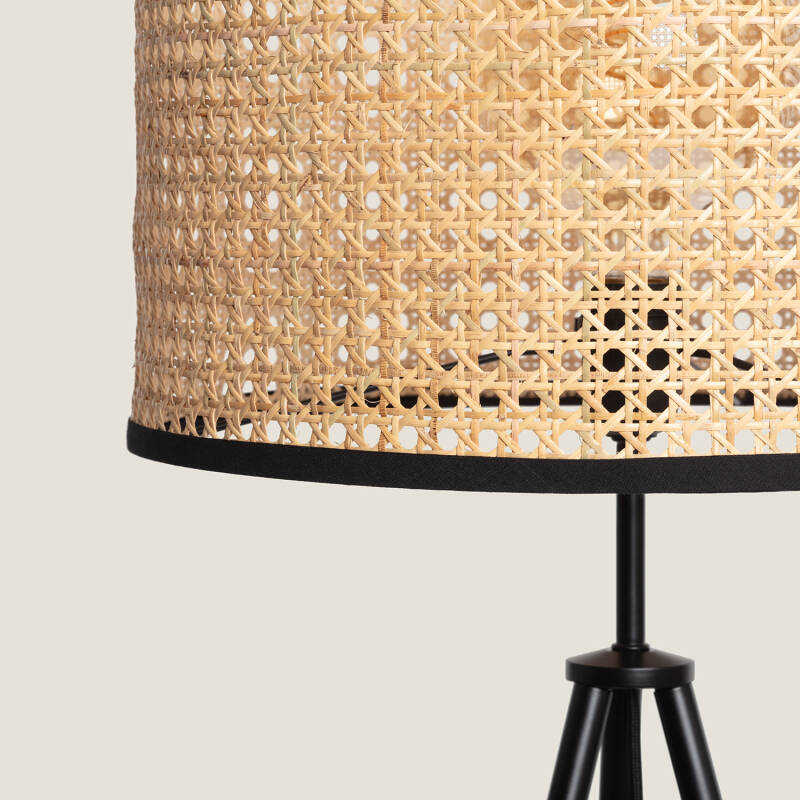 Candeeiro de Pé em Rattan e Metal Huela