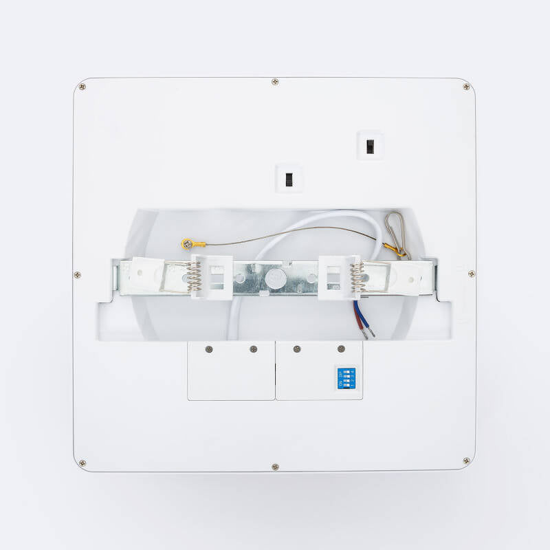 Downlight LED Quadrado SuperSlim 3CCT Seleccionável 9-12-18W com Sensor de movimento e Crepuscular Corte 55-200 mm
