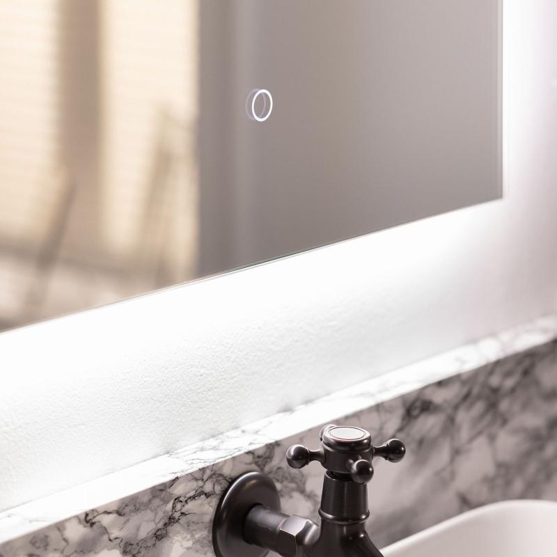 Espelho Casas de Banho com Luz LED 68x48 cm Small Mason