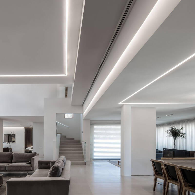 Fita LED Regulável 220V SMD 60 LED/m Branco Frio 6W/m 600lm/m Largura 12mm Corte 20cm IP65 à Medida