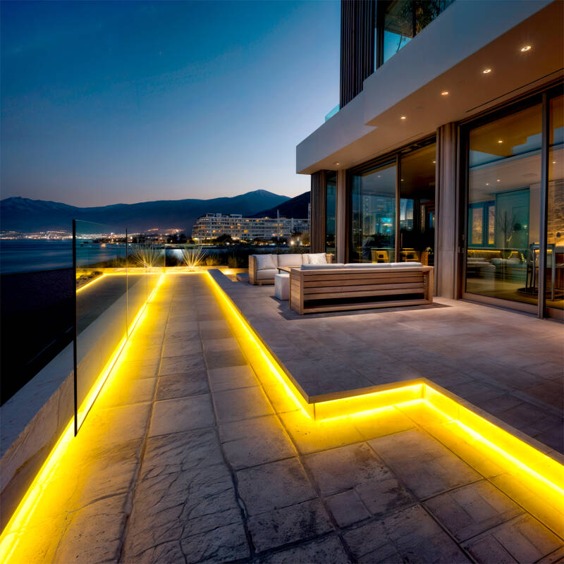 Fita LED Neon Regulável 220 V, Amarela, Semicircular, 180 mm, 7,5 W/m, Corte a cada 100 cm, IP67, à Medida