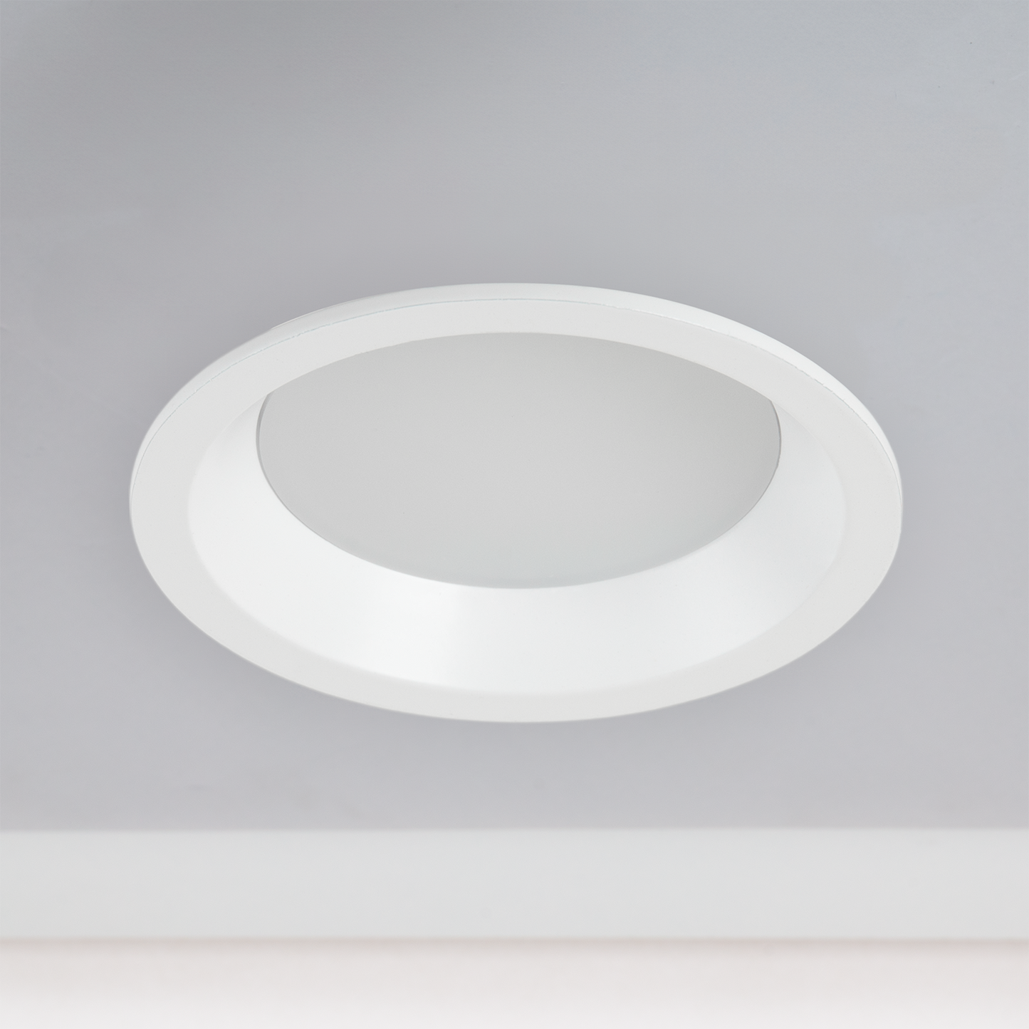 Downlight LED 12W 140Lm/W Driver LIFUD Flicker Free 6000ºK