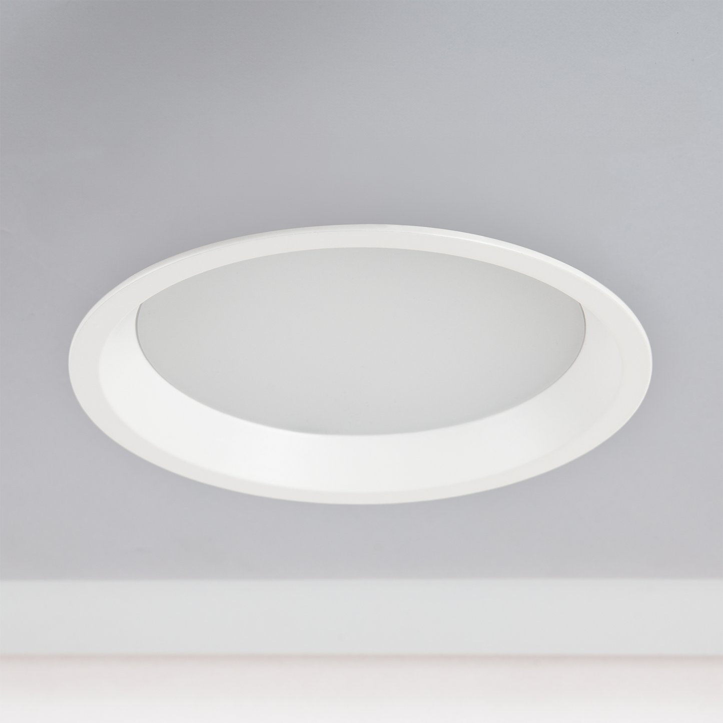 Downlight LED 24W 140Lm/W Driver LIFUD Flicker Free 6000ºK