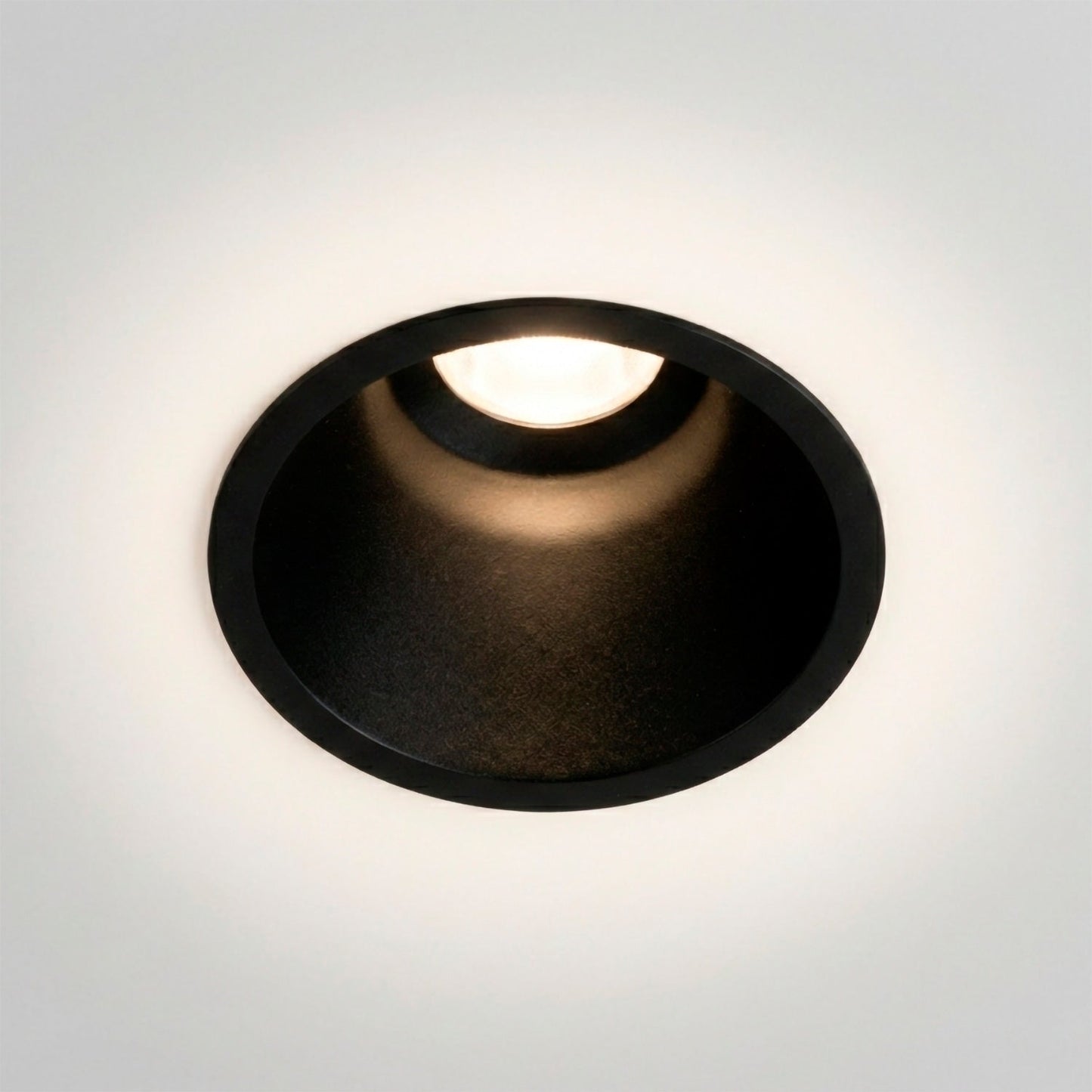 Downlight LED 30W, 90 lm/W, UGR<15, CRI>95, 4000K, Driver Lifud, 50.000 horas