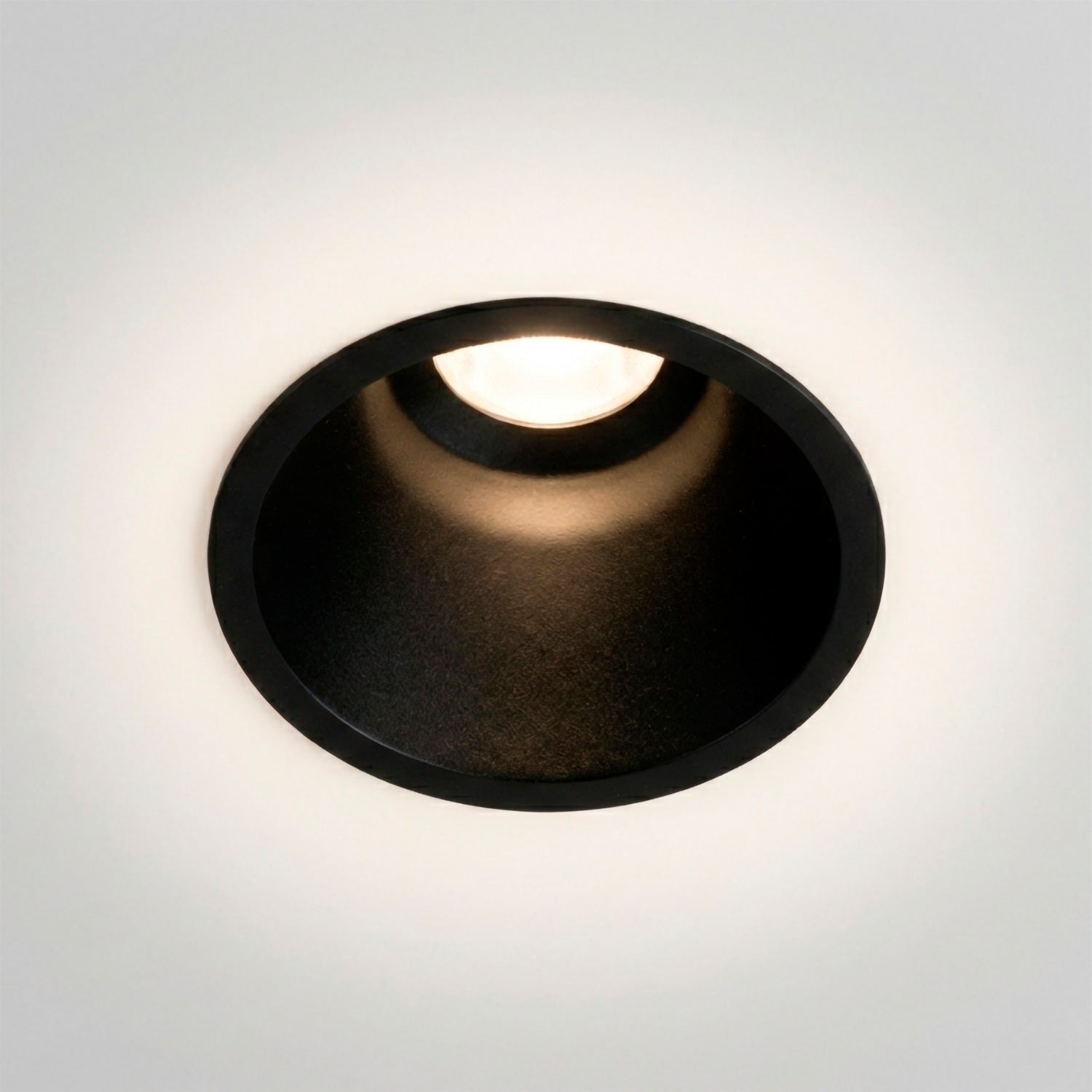 Downlight LED 30W, 90 lm/W, UGR<15, CRI>95, 4000K, Driver Lifud, 50.000 horas