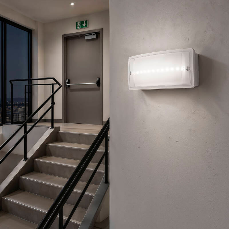 Luz de Emergência LED Superfície 100lm Permanente/Não Permanente