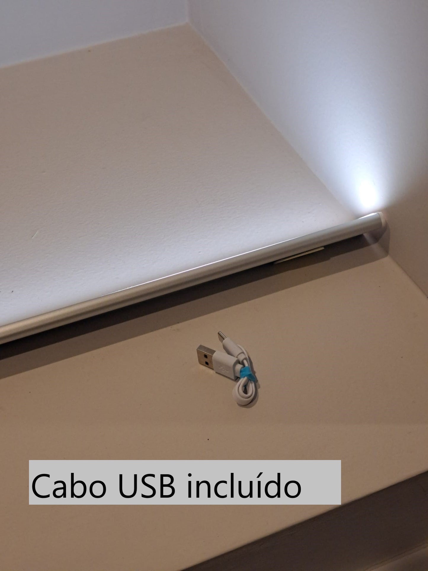 Luz LED Bateria com sensor movimento 20 a 60 cm