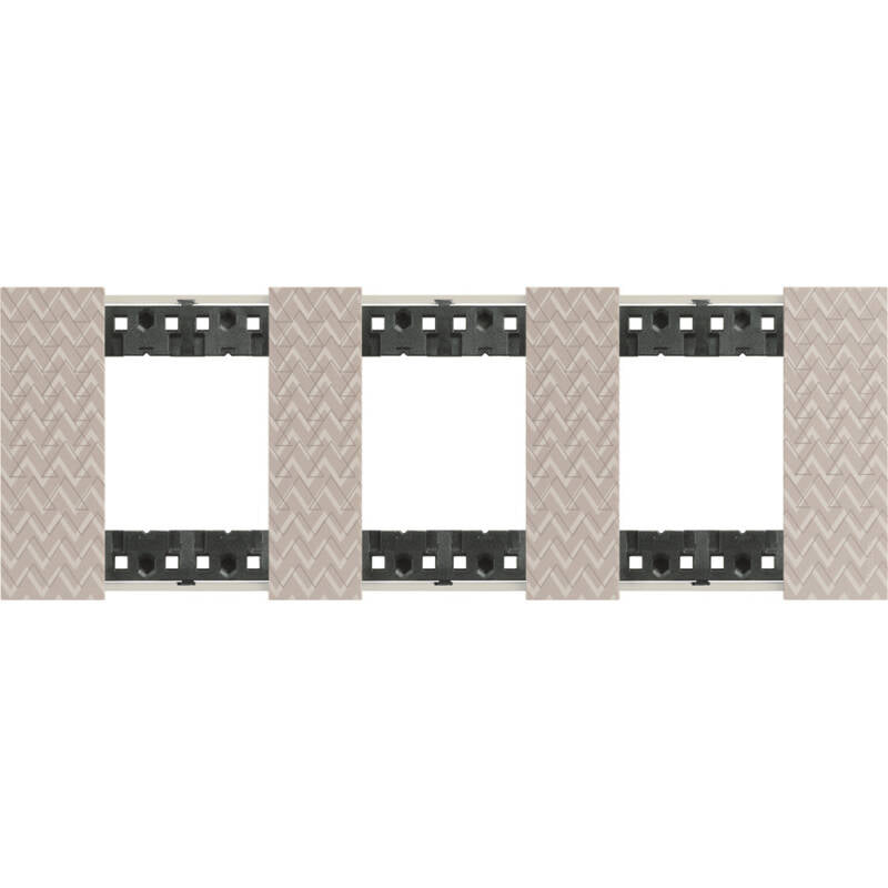 Moldura 2 x 3 Módulos IMD BTicino Living Now KA4802M3M_