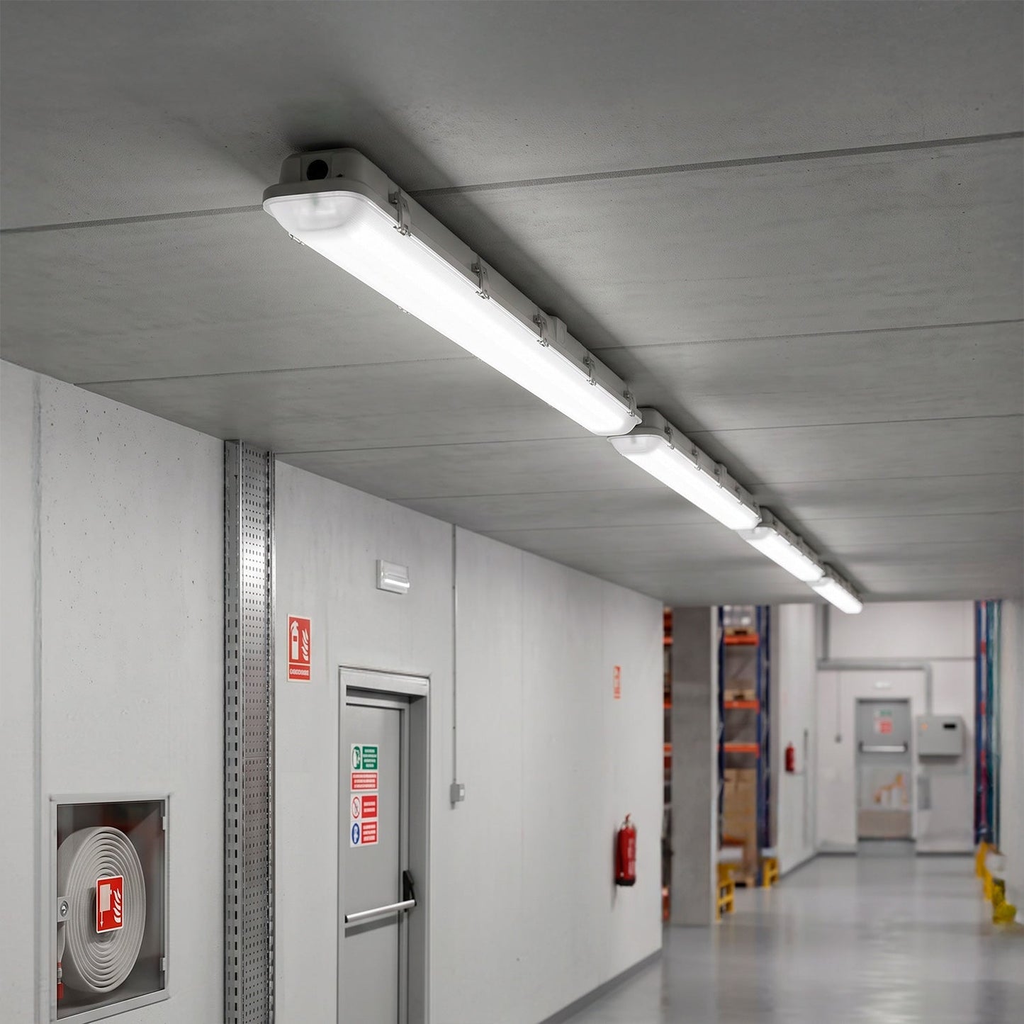 Kit de Emergência LED Impermeável e Interligável 40W 4800lm IP65 CCT (Temperatura de Cor Ajustável) 3000-6500K 110º Tridônico Re